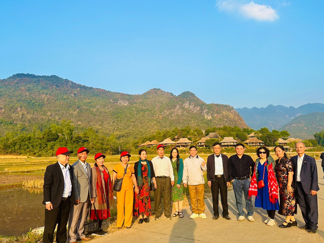 Những Địa Điểm Tổ Chức Team Building Phù Hợp Nhất Tại Mai Châu