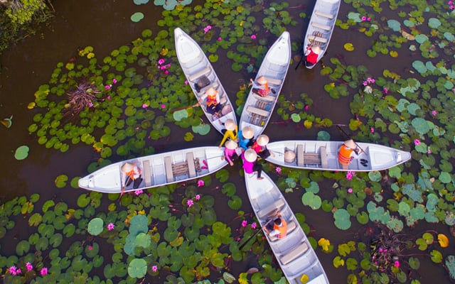 Khám Phá Ẩm Thực Làng Nổi Tân Lập